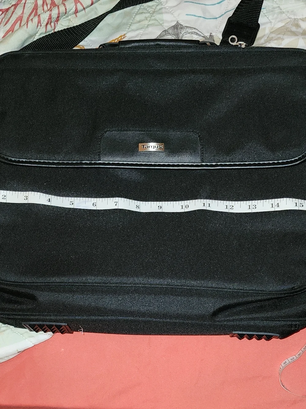 Targus Black Nylon Shoulder/Messenger Laptop Bag Padded Adjustable Strap